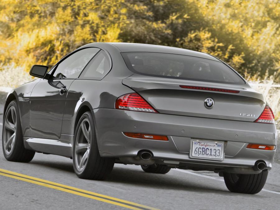  BMW 650i Coupe 2008 года  (US) (фото 2 из 11)